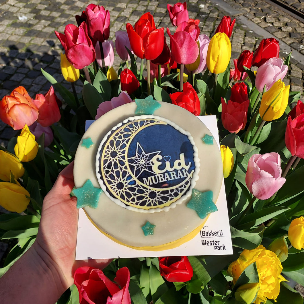 Slagroomtaart met marsepein eid mubarak